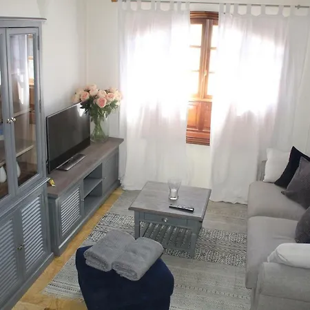 Frida Faro Park Playa Blanca